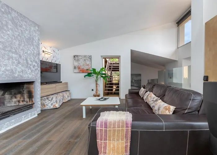 Espectacular En Villa