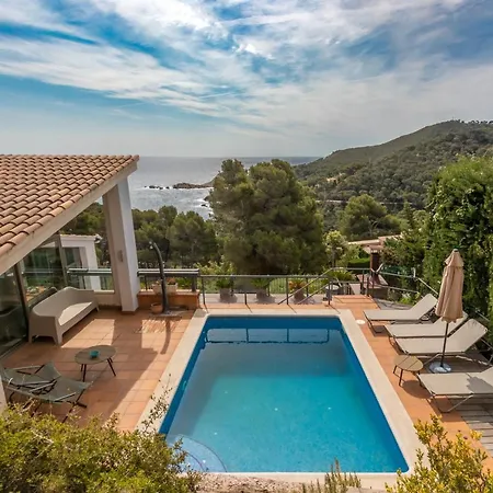 Espectacular En Villa *